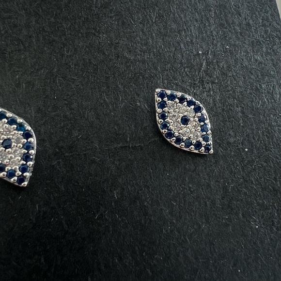 Unknown brand errings - Picture 3 of 3